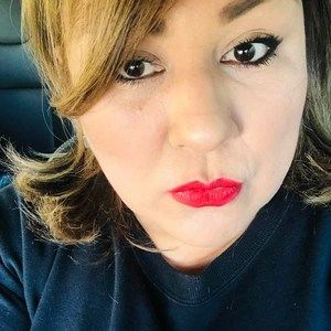 Meet your Posher, Alicia